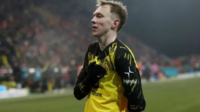 שער שישי העונה. מקסימיליאן באייר (צילום: רויטרס)