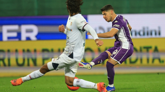 מנור סולומון שחקן פיורנטינה (צילום: GettyImages, Gabriele Maltinti)