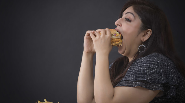 מאנץ' באמצע הלילה (צילום: אינג'אימג')