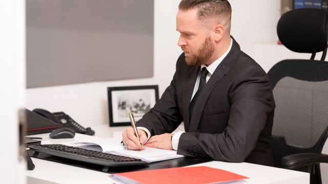 לא רק אצל הנשיא: כך נעשית מחיקת רישום פלילי בישראל (צילום: סטודיו תומאס)