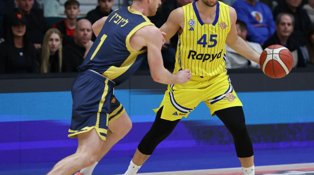 תמיר בלאט, שחקן מכבי תל אביב (צילום: דני מרון)