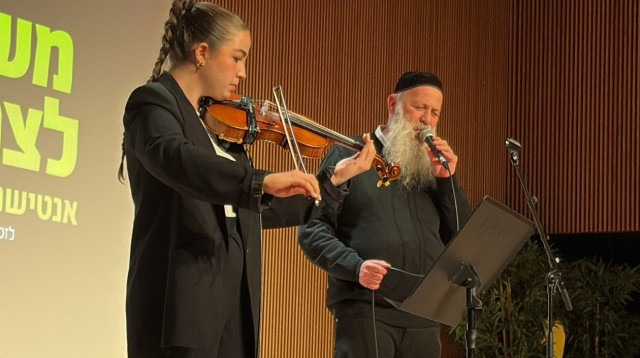 אגם ברגר ושולי רנד (צילום: הקריה האקדמית אונו)