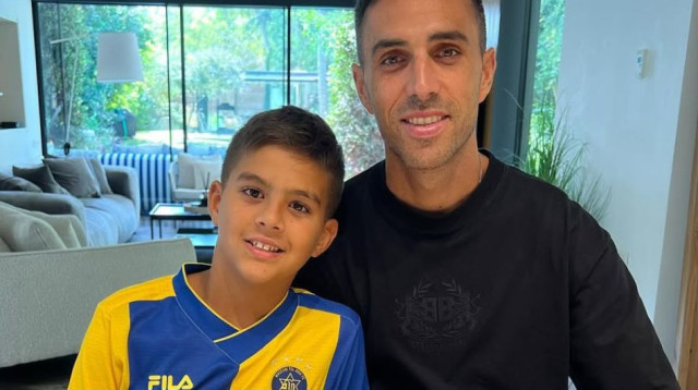 ערן זהבי ובנו רוי (צילום: מסך, אינסטגרם)