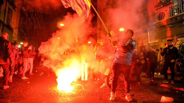 אוהדי נאפולי (צילום: אימג'בנק  GettyImages)