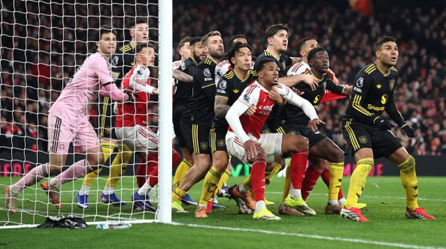 שחקני ארסנל ומנצ'סטר יונייטד (צילום: Getty images)