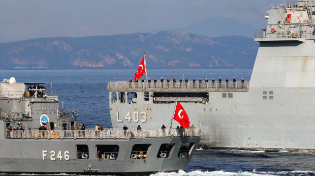 הצי הטורקי במהלך תרגיל צבאי ליד מרמריס (צילום: רויטרס)
