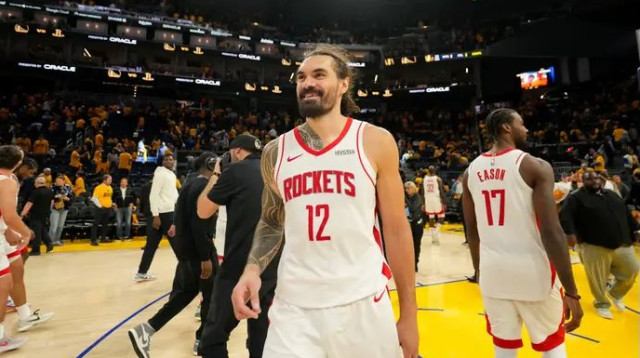 כמה חבל. אדאמס (צילום: GettyImages, Jesse D. Garrabrant/NBAE)