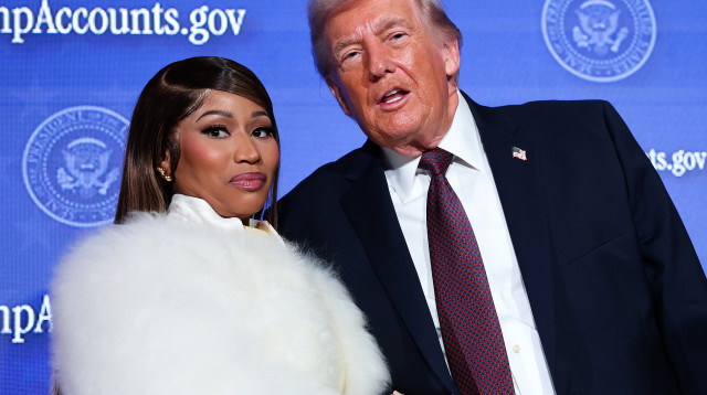 ניקי מינאז' ודונלד טראמפ (צילום: Win McNamee/Getty Images)