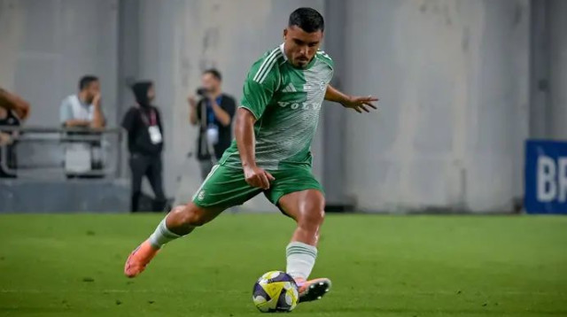 נתראה בעוד מספר שבועות. אזולאי (צילום: אריאל שלום)