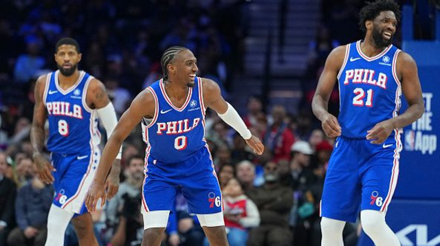 ג'ואל אמביד, טייריס מקסי, פול ג'ורג' (צילום: Mitchell Leff)