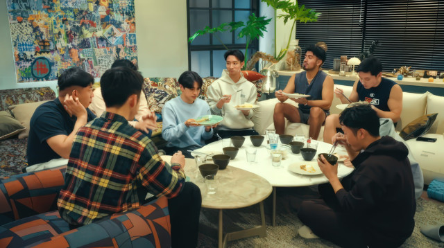 מחפש בן זוג. ריאליטי שלא חייב עישון וקללות (צילום: נטפליקס)