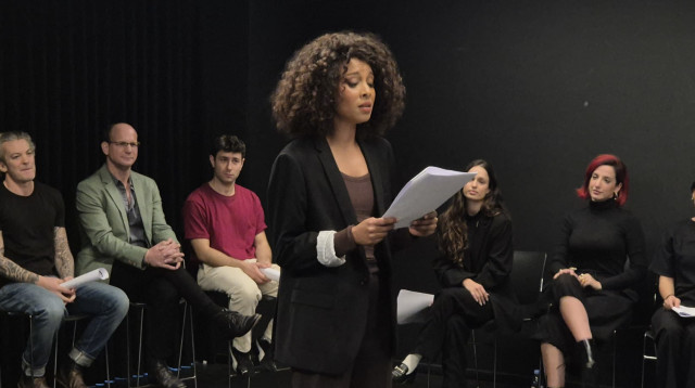 חזרות להצגה אישה יפה (צילום: יובל אולמן)