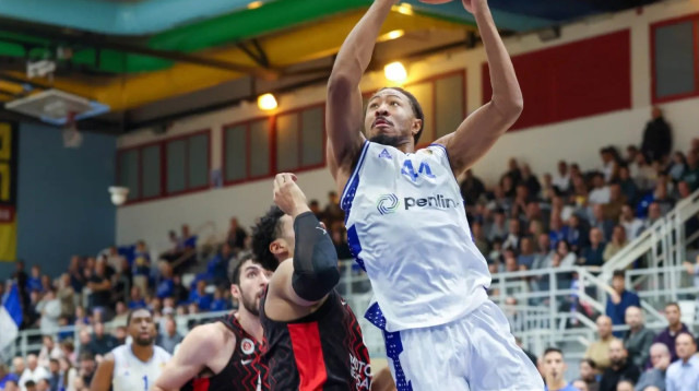 אלייז'ה סטיוארט, בני הרצליה (צילום: דני מרון)