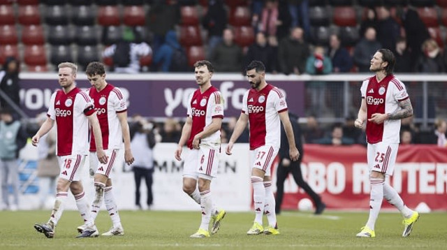 שחקני אייאקס (צילום: GettyImages)