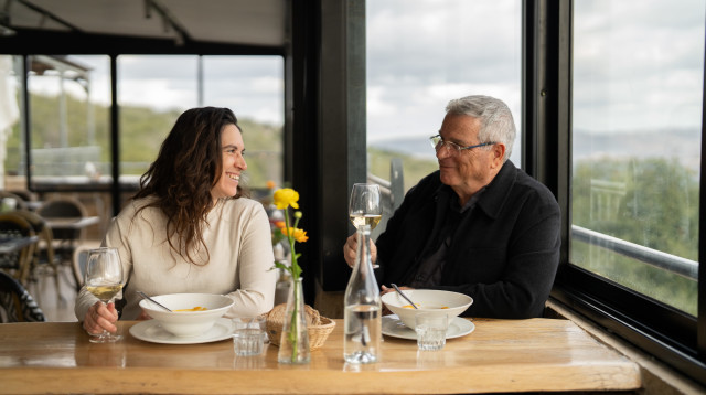 מרקים וסיפורים  (צילום: אנטולי מיכאלו)