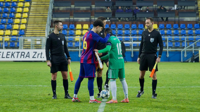 מכבי חיפה נגד ברצלונה בליגת האלופות לנוער (צילום: אתר רשמי, מכבי חיפה, עמית ששה)