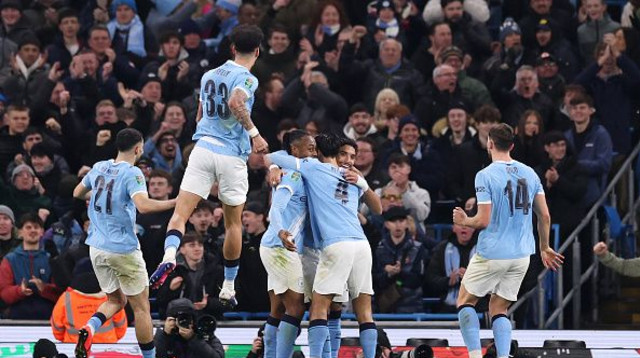 שחקני מנצ'סטר סיטי חוגגים (צילום: Kate McShane)