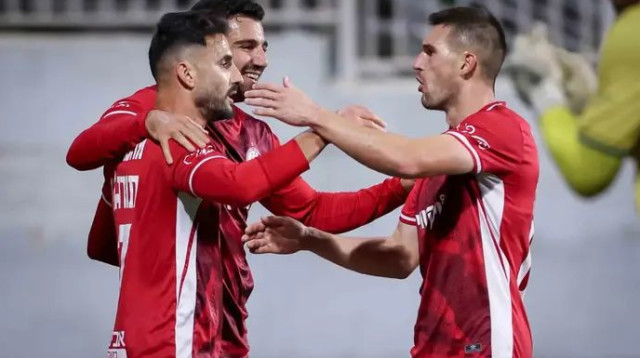 עושים את העבודה. באר שבע (צילום: מאור אלקסלסי)