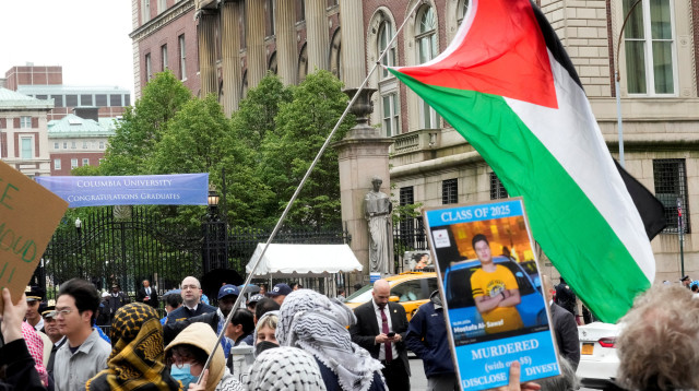 הפגנה אנטי-ישראלית באוניברסיטת קולומביה (צילום: רויטרס)