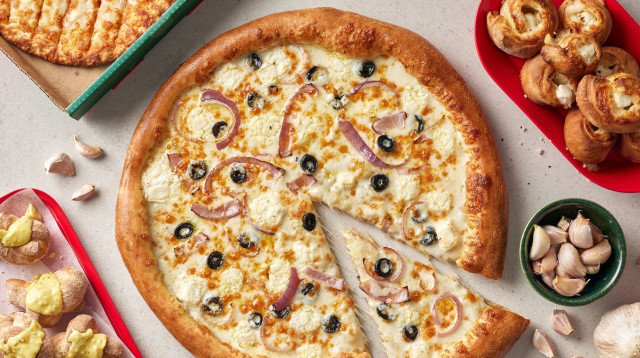 המאכל האהוב ביותר במשלוחים. פיצה (צילום: אמיר מנחם,פאפא ג'ונס)