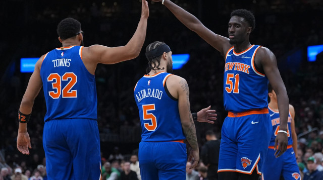 שחקני ניו יורק ניקס חוגגים (צילום: רויטרס)