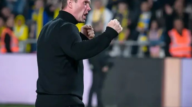 שוב הדליק את הקהל. רוני דיילה (צילום: אריאל שלום)