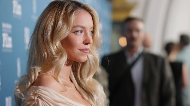 סידני סוויני (צילום: Rebecca Sapp/Getty Images for Santa Barbara International Film Festival)