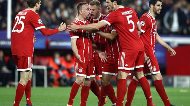 שחקני באיירן מינכן (צילום: Adam Pretty)