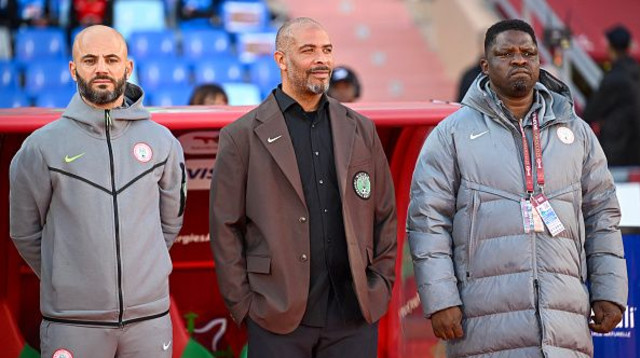 אריק של וצוות האימון של ניגריה (צילום: Getty images)