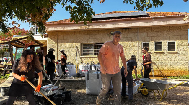 חברי הגרעין במטולה (צילום: עמותת איילים)