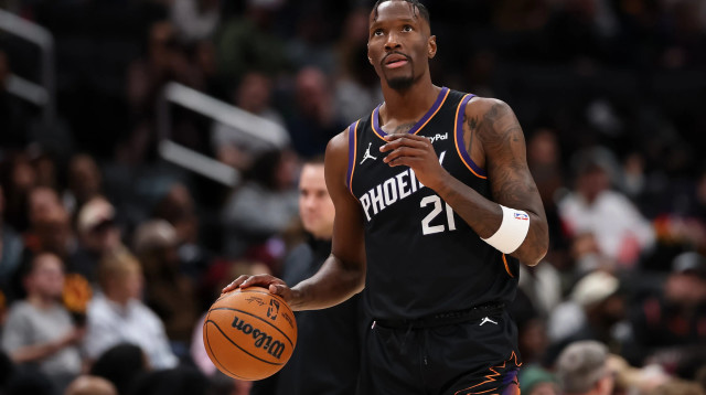 נייג'ל הייז דייויס במדי פיניקס (צילום: GettyImages, Scott Taetsch)