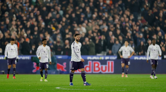 שחקן מנצ'סטר יונייטד ברונו פרננדש מאוכזב (צילום: רויטרס)