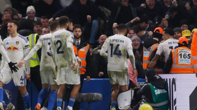 לידס חגגה בסופו של דבר בסטמפורד ברידג' (צילום: רויטרס)