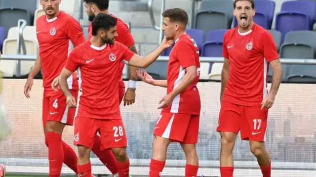 גולר. ארי כהן חוגג (צילום: ברני ארדוב)