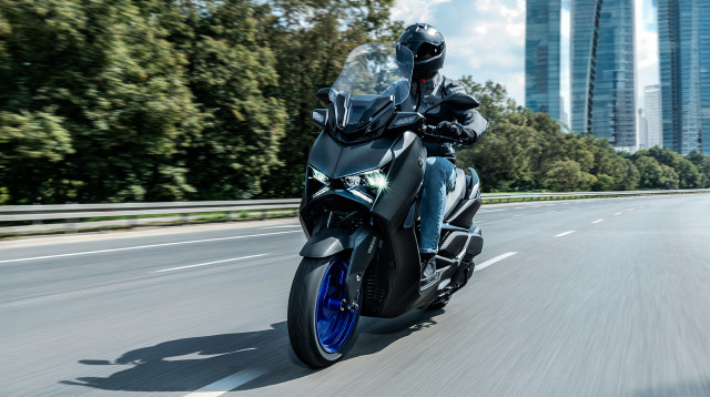 ימאהה XMAX 300: הקטנוע שמוביל את ישראל (צילום: תמונת יצרן)