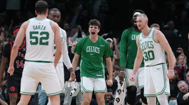 ניצחון נוסף. בוסטון חוגגת (צילום: רויטרס)