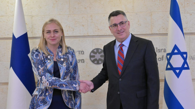 שר החוץ גדעון סער, שרת החוץ של פינלנד, אלינה ולטונן (צילום: שלומי אמסלם, לע"מ)