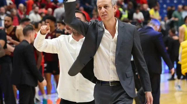 עודד קטש, מאמן מכבי תל אביב (צילום: אודי ציטיאט)