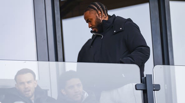 עדיין ביציע. ראחים סטרלינג (צילום: Getty images)