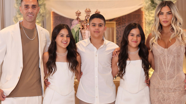 משפחת זהבי חוגגת בר מצווה (צילום: קסם צלמים)