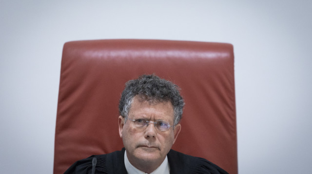 נשיא העליון השופט יצחק עמית. לוין לא מכיר במינויי שלו (צילום: חיים גולדברג פלאש 90)