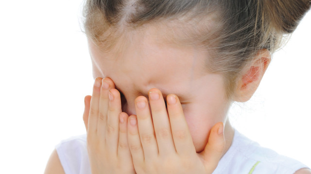 ילדה בוכה, אילוסטרציה (צילום: אינגאימג')