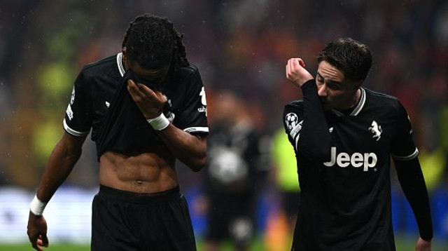 שחקני יובנטוס מאוכזבים (צילום: YASIN AKGUL)