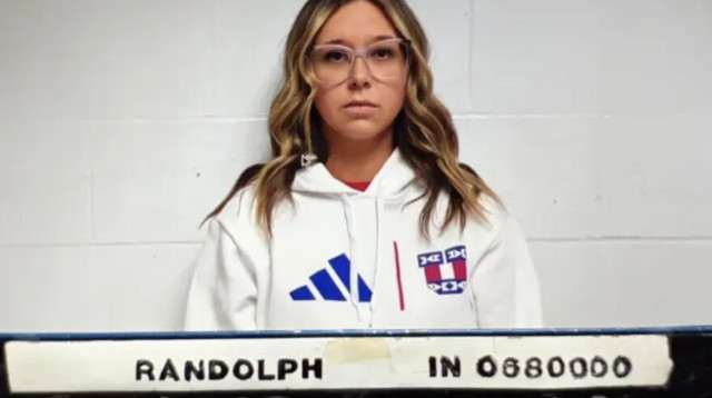 בגדה בבעלה עם תלמיד (צילום: צילום מסך)