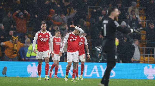 שחקני ארסנל מאוכזבים (צילום: אימג'בנק  GettyImages, James Gill - Danehouse)