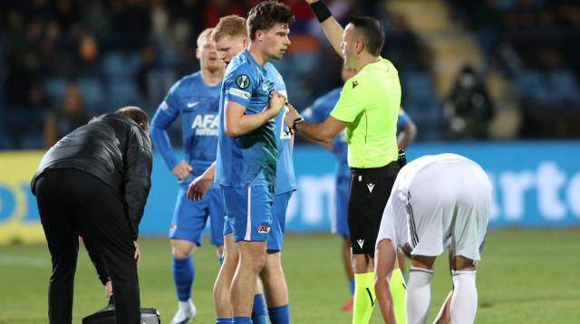 אוראל גרינפלד, שופט כדורגל (צילום: רויטרס)