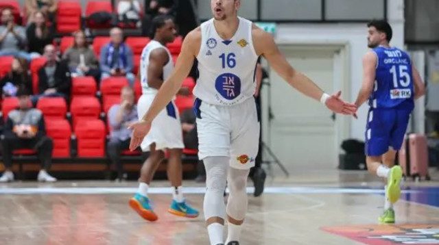 יותם חנוכי, מכבי רעננה (צילום: צילום מסך, אתר מנהלת ליגת העל בכדורסל)