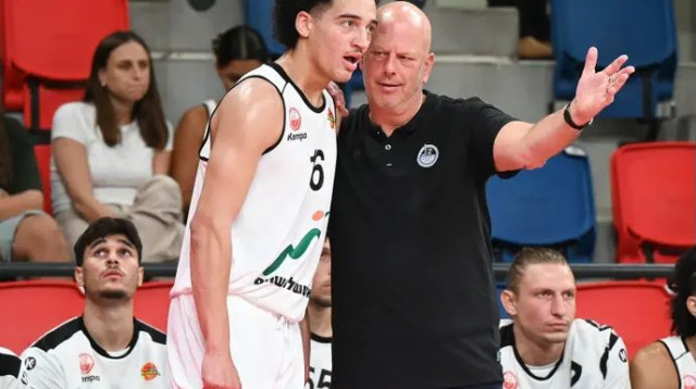 הפעם באר שבע תנצח? רמי הדר (צילום: ברני ארדוב)