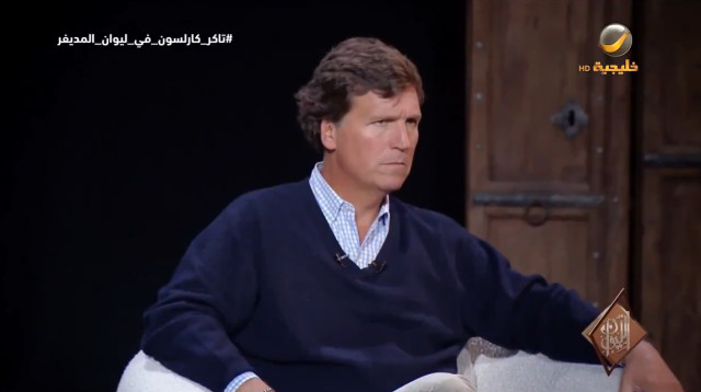 טאקר קרלסון בריאיון (צילום: צילום מסך)