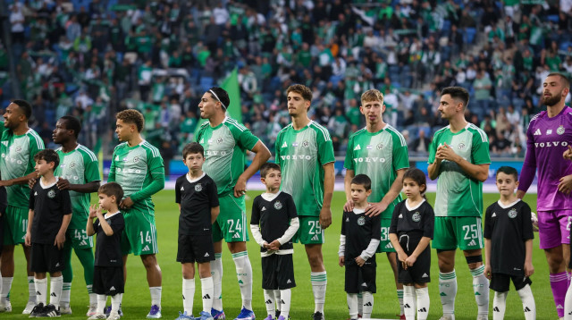 שחקני מכבי חיפה (צילום: קובי אליהו)